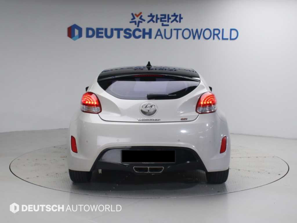 Hyundai Veloster — photo 04