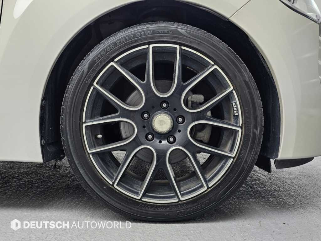 Hyundai Veloster — photo 05