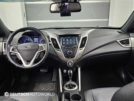 Hyundai Veloster — photo 07