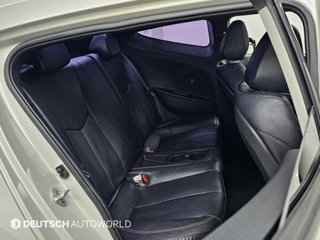 Hyundai Veloster — photo 12
