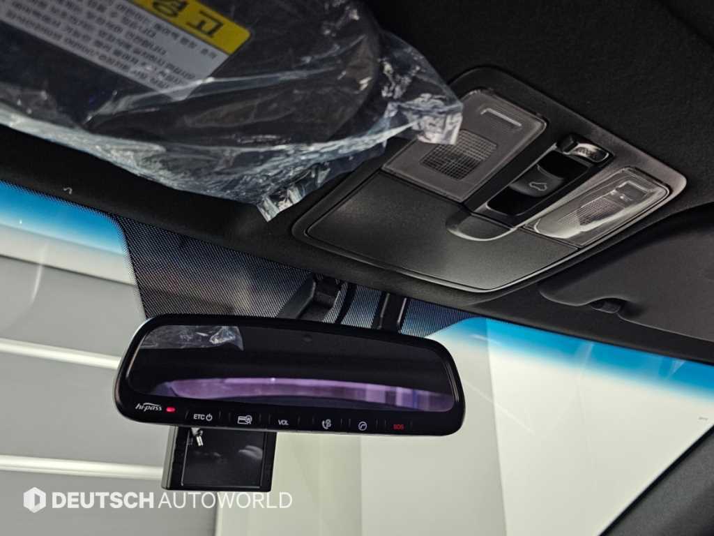 Hyundai Veloster — photo 17