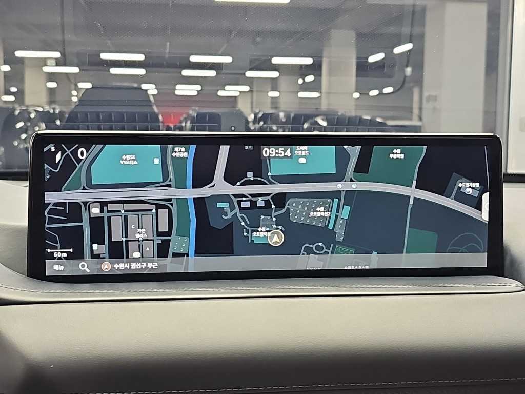 Genesis GV80 — photo 14