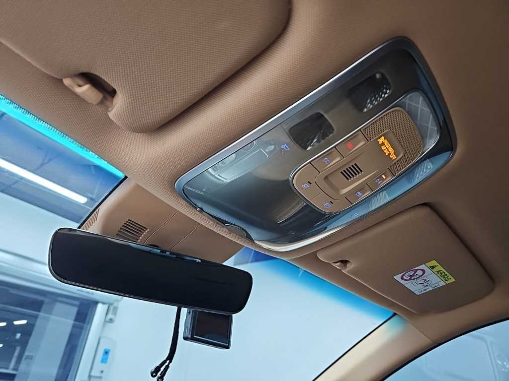 Genesis GV80 — photo 16