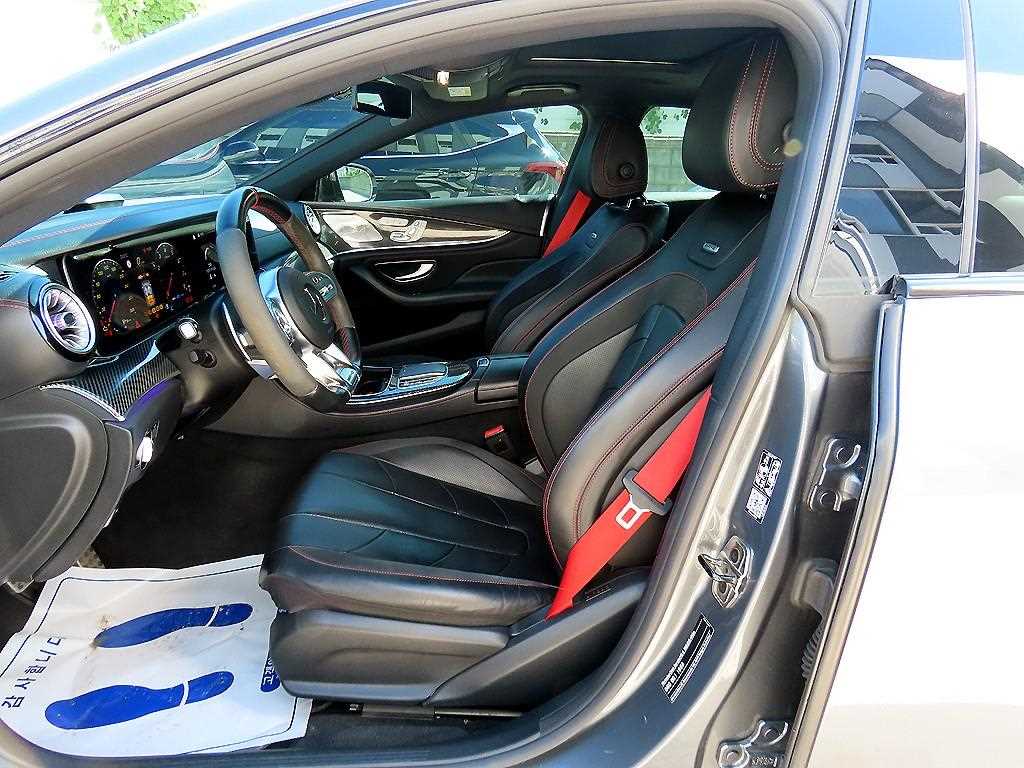 Mercedes-Benz CLS-Class — photo 05