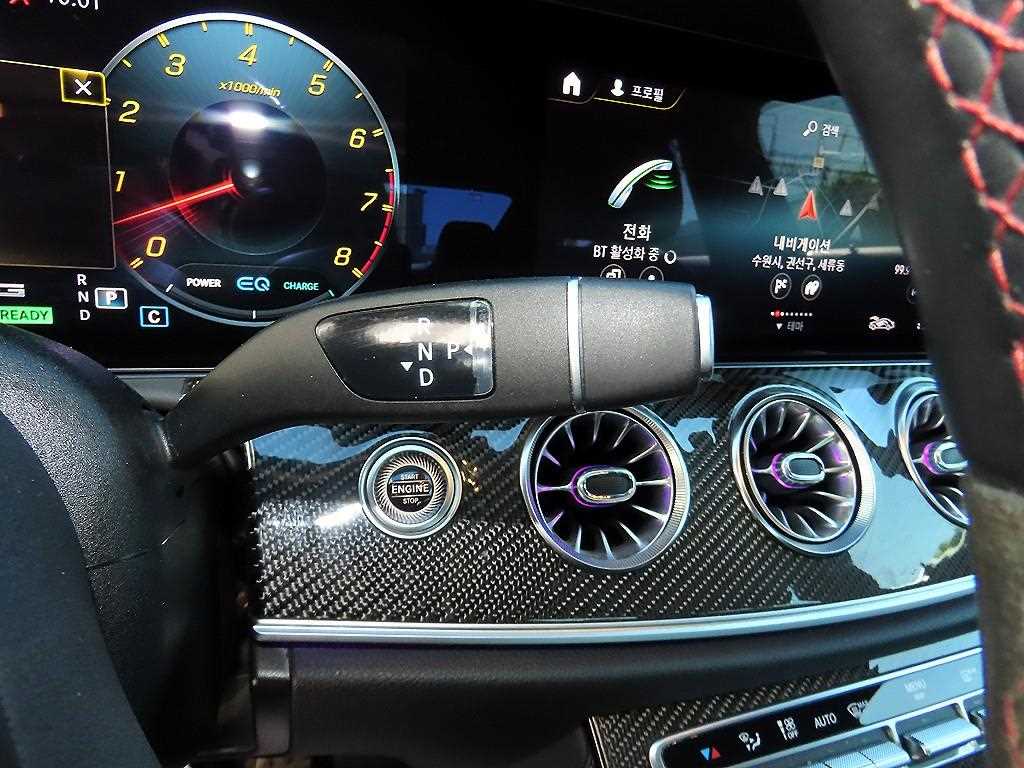 Mercedes-Benz CLS-Class — photo 11