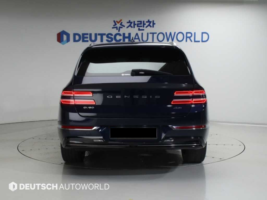 Genesis GV80 — photo 05