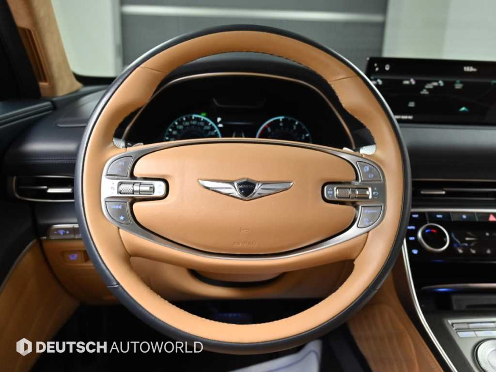 Genesis GV80 — photo 08