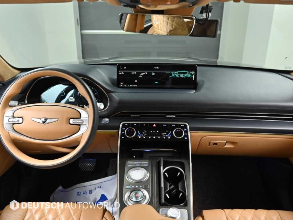 Genesis GV80 — photo 10