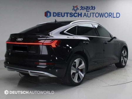 Audi e-tron — photo 02