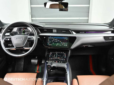 Audi e-tron — photo 07