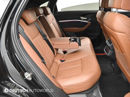 Audi e-tron — photo 12