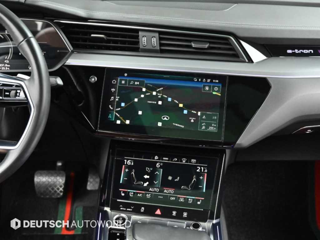 Audi e-tron — photo 14