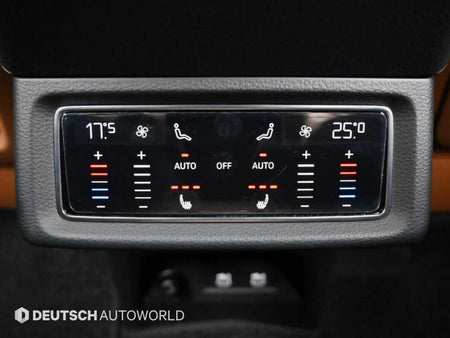 Audi e-tron — photo 16