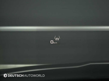 Audi e-tron — photo 17