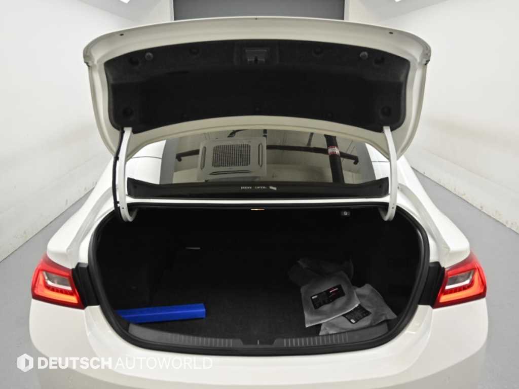 CHEVROLET Malibu — photo 19