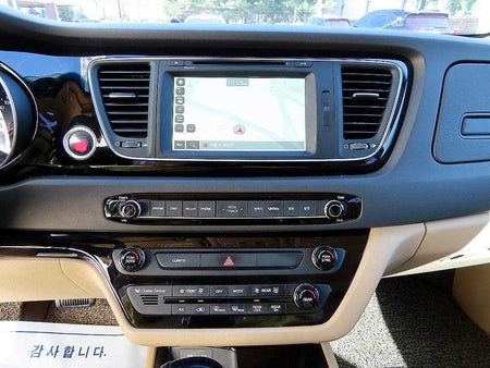 Kia Carnival — photo 13