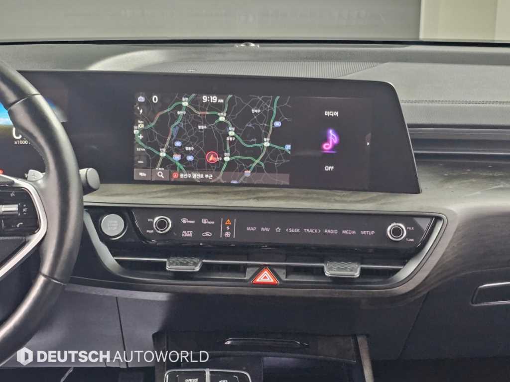 Kia K8 — photo 14