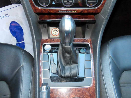 Volkswagen Passat — photo 10