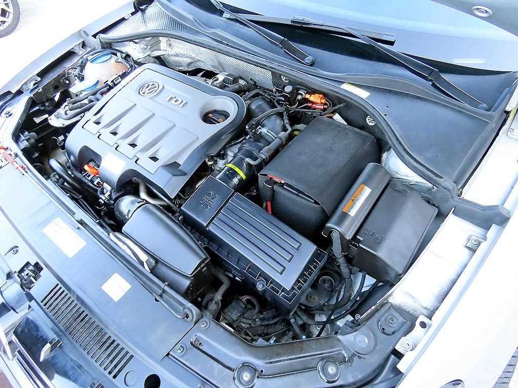 Volkswagen Passat — photo 19