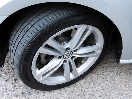 Volkswagen Passat — photo 20