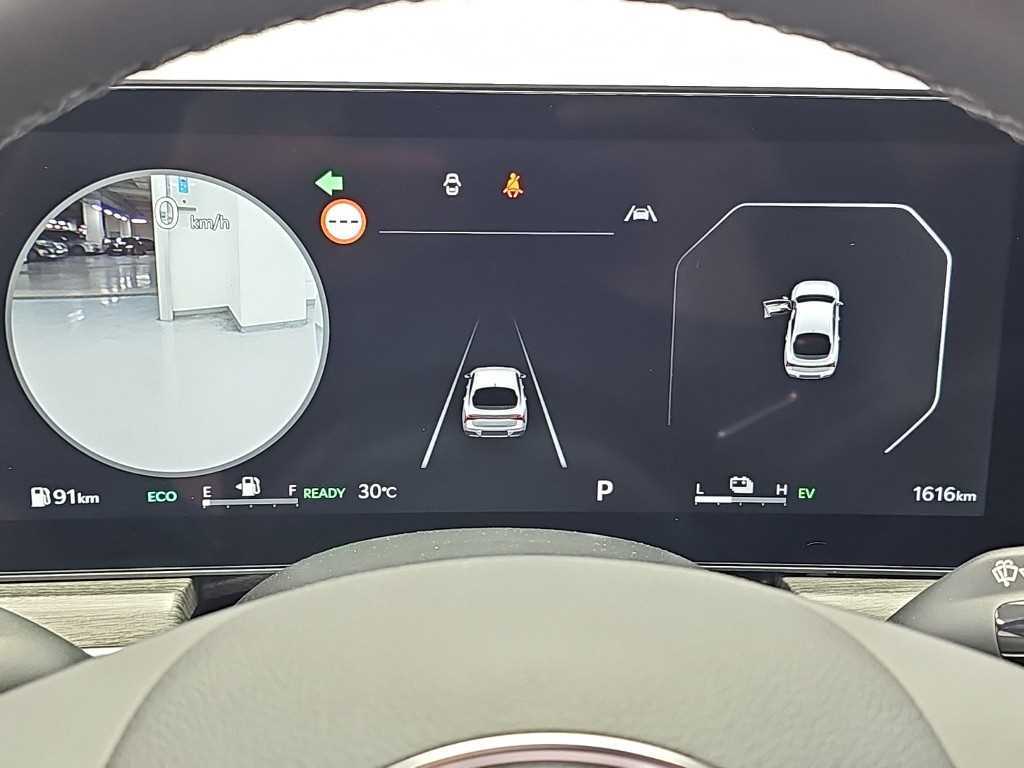 Kia K5 — photo 07