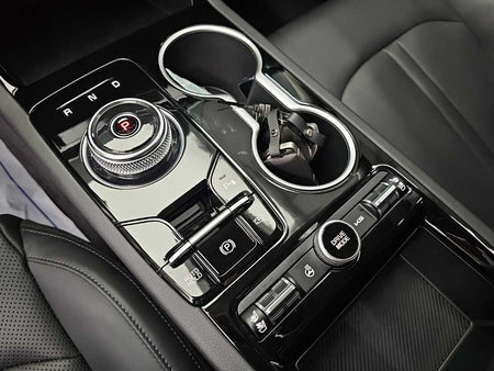 Kia K5 — photo 08