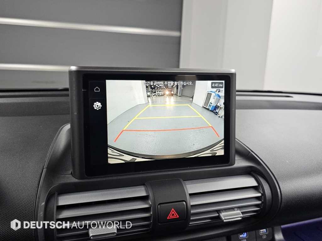 Hyundai Casper — photo 15