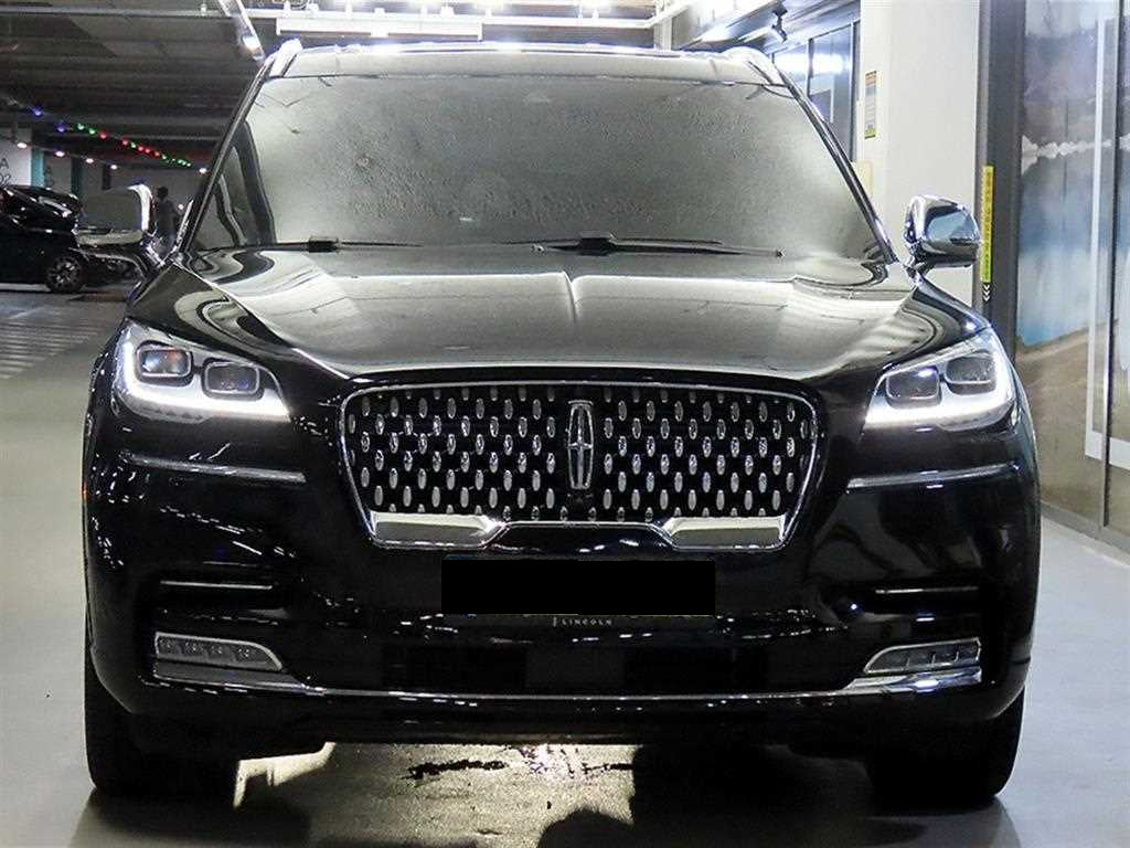 Lincoln Aviator — photo 02