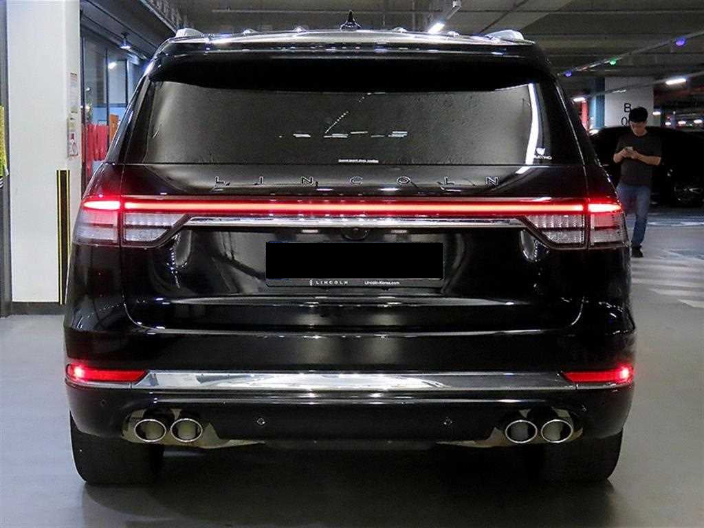 Lincoln Aviator — photo 05