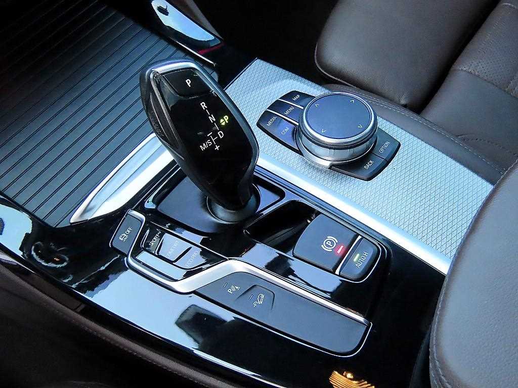 BMW X4 — photo 11