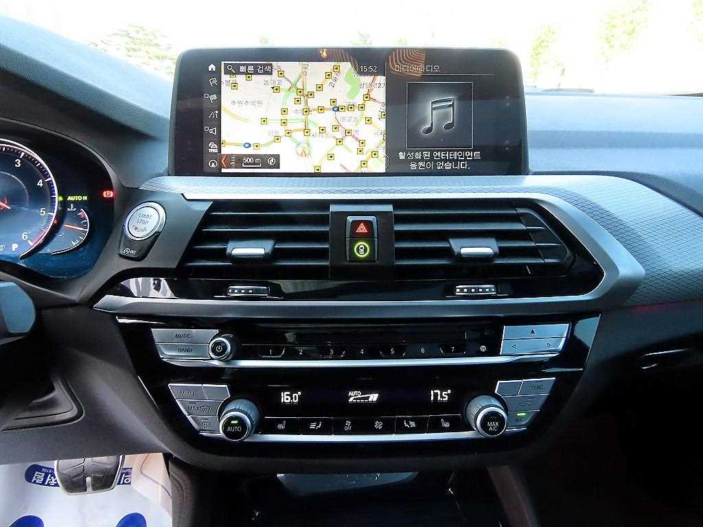 BMW X4 — photo 13