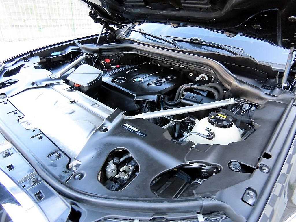 BMW X4 — photo 19