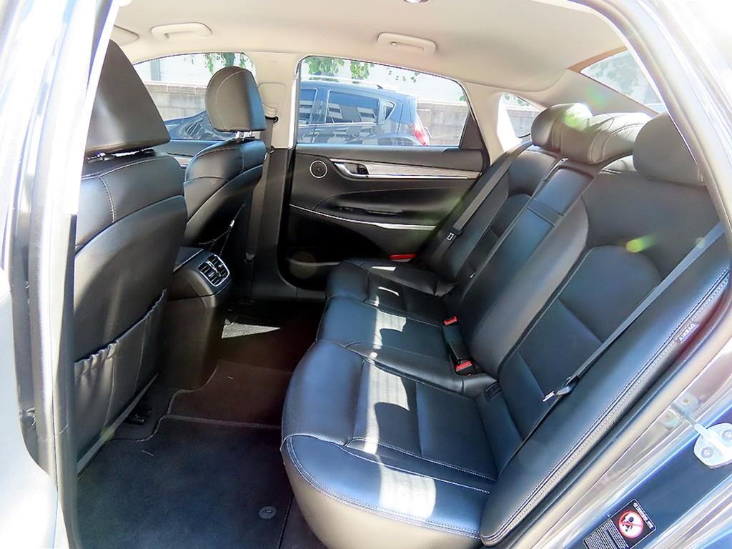 Hyundai Grandeur — photo 06