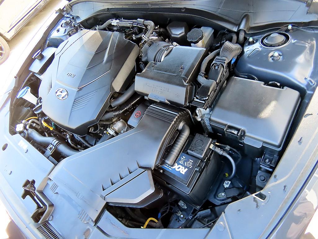Hyundai Grandeur — photo 19