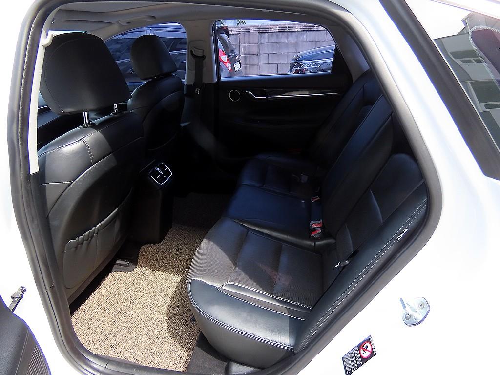 Hyundai Grandeur — photo 06