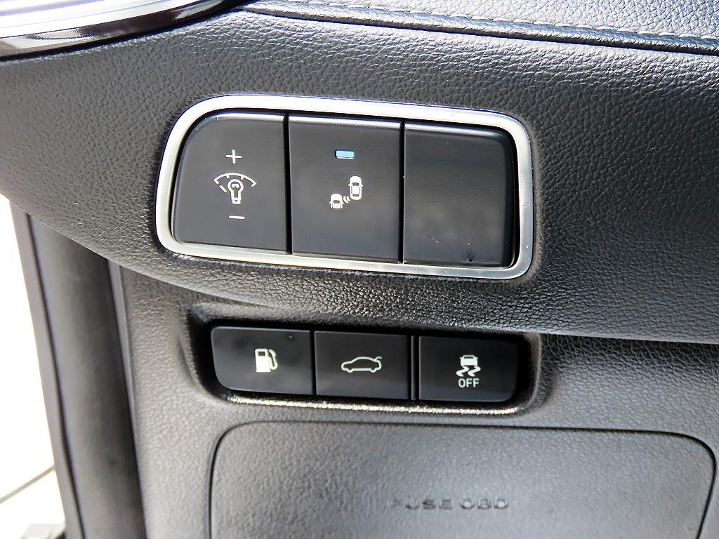 Hyundai Grandeur — photo 12