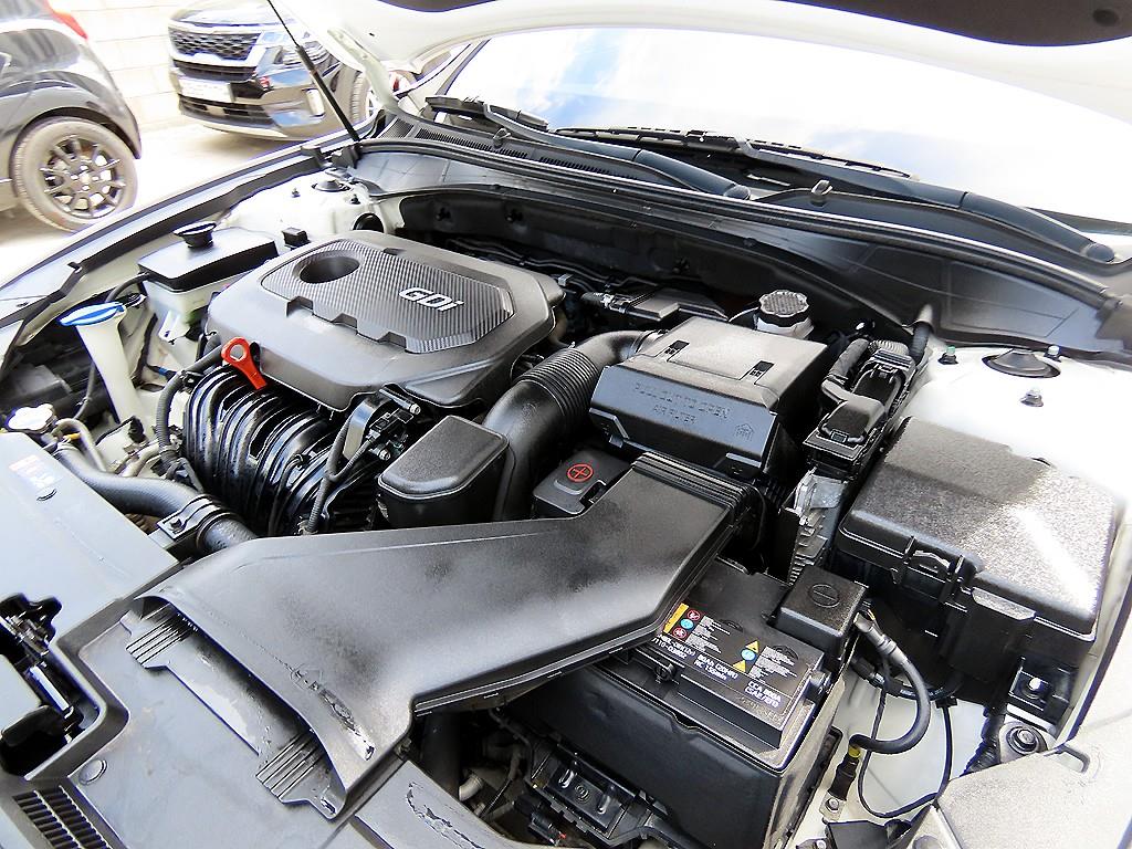Hyundai Grandeur — photo 19