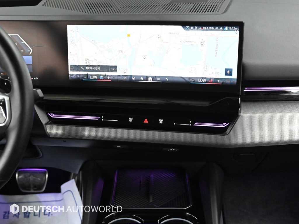BMW 5-Series — photo 14