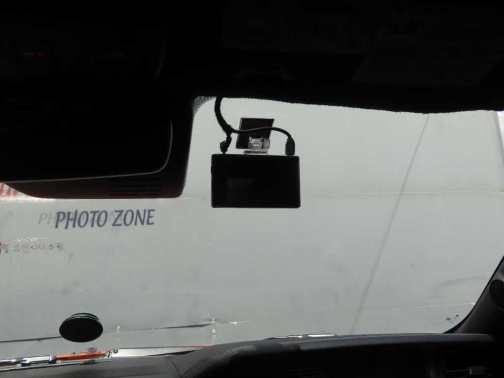 Ford Mustang — photo 16