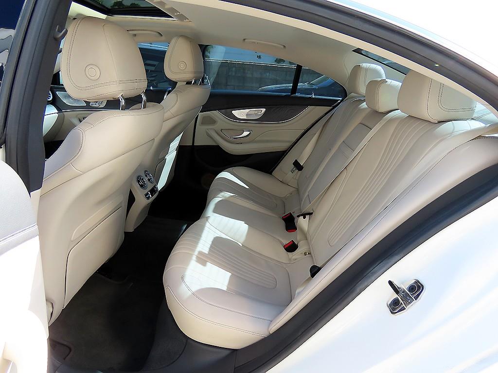 Mercedes-Benz CLS-Class — photo 06