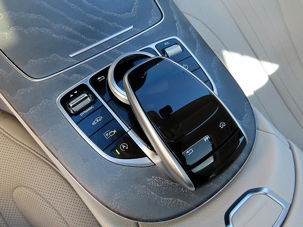 Mercedes-Benz CLS-Class — photo 12