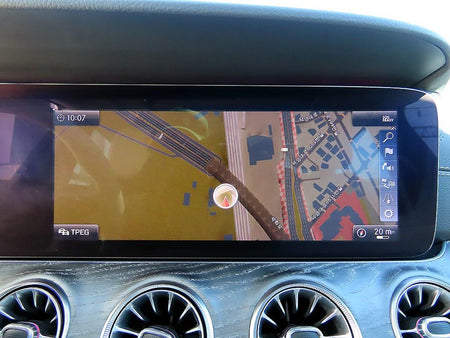 Mercedes-Benz CLS-Class — photo 14