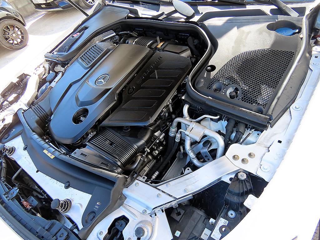 Mercedes-Benz CLS-Class — photo 19