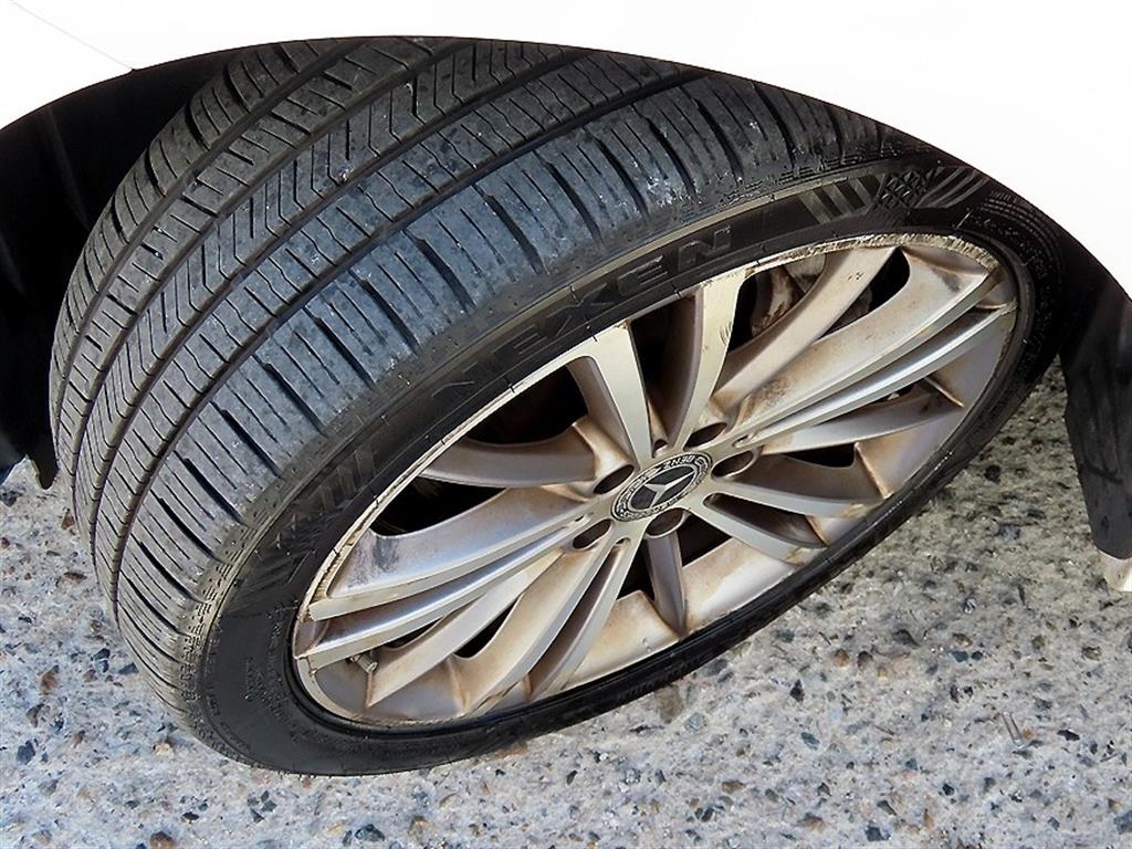 Mercedes-Benz CLS-Class — photo 20