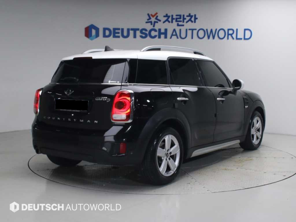 Mini Countryman — photo 04