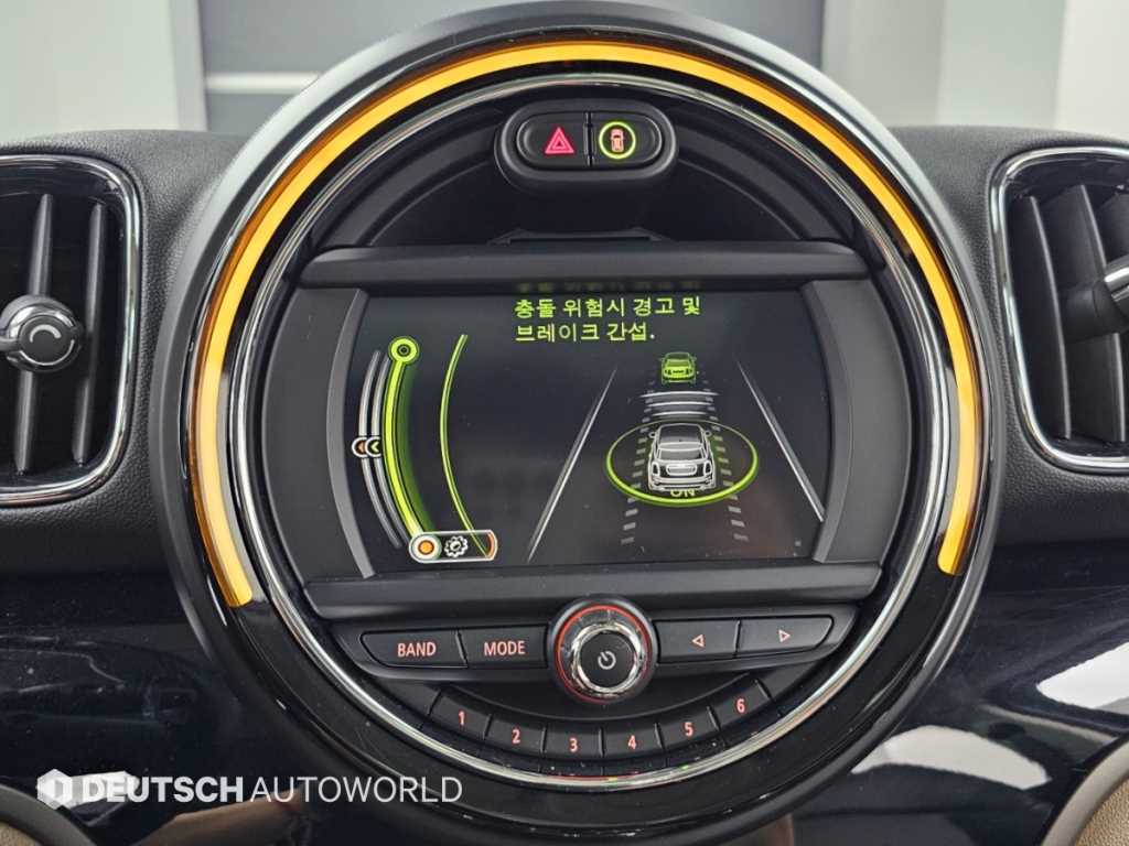Mini Countryman — photo 16