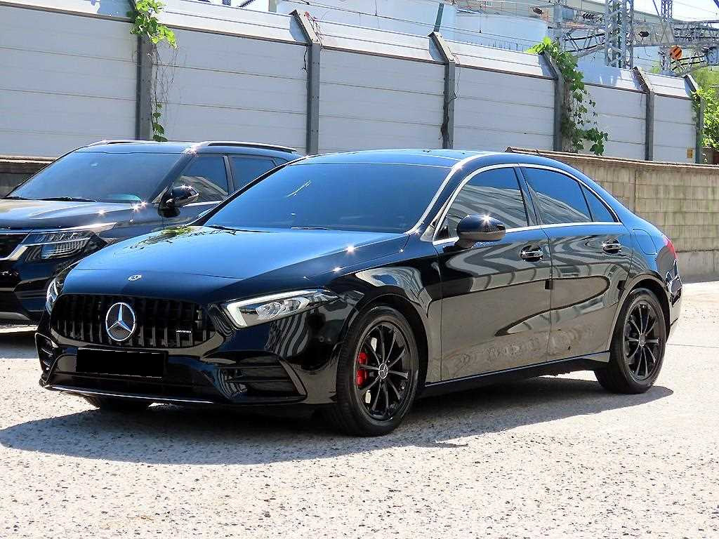 Mercedes-Benz A-Class — photo 02
