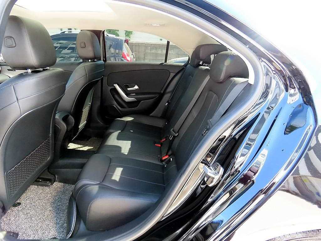 Mercedes-Benz A-Class — photo 06
