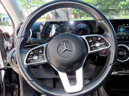Mercedes-Benz A-Class — photo 08