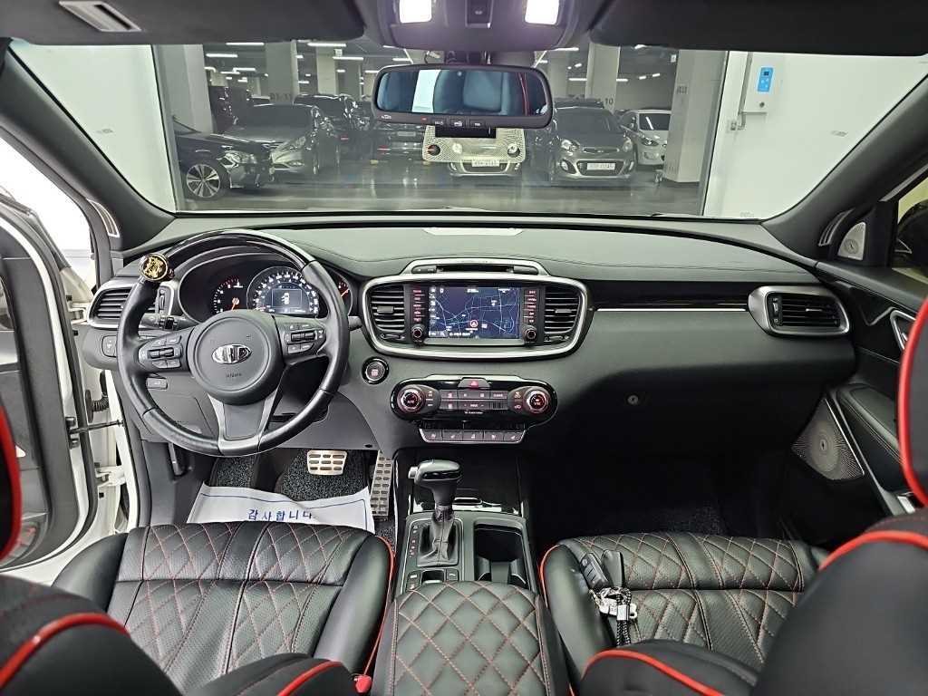 Kia Sorento — photo 07